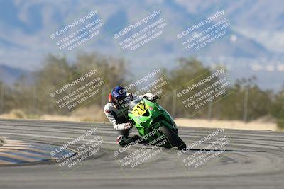 media/Dec-07-2025-CVMA (Sun) [[3e7d2de5dc]]/Race 12- Formula 40 MW and LW/